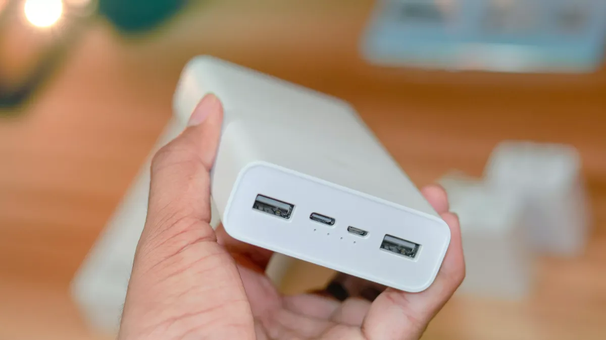 Buy or Rent a Powerbank: What's better?